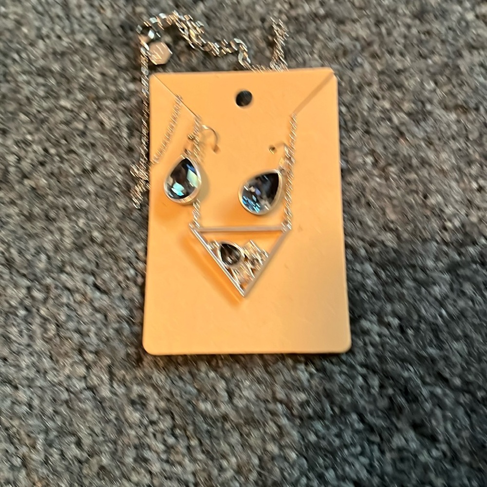 Touchstone Crystal necklace and earrings set